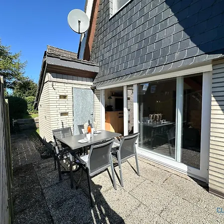 Am Ringwall 8 Holiday home *